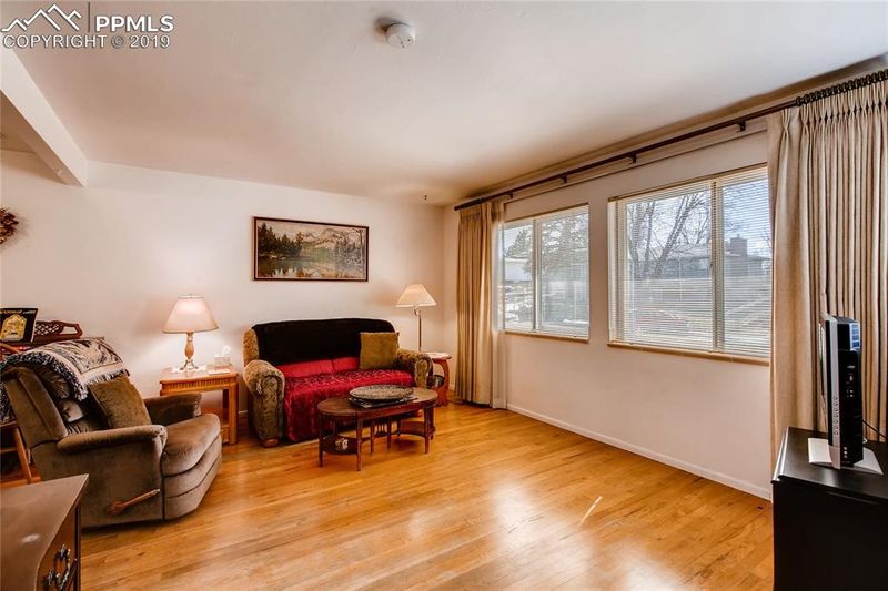 43 N Ely St, Colorado Springs, CO 80911