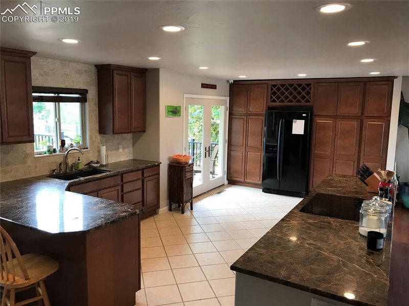 43 Sepulveda Dr, Pueblo, CO 81005