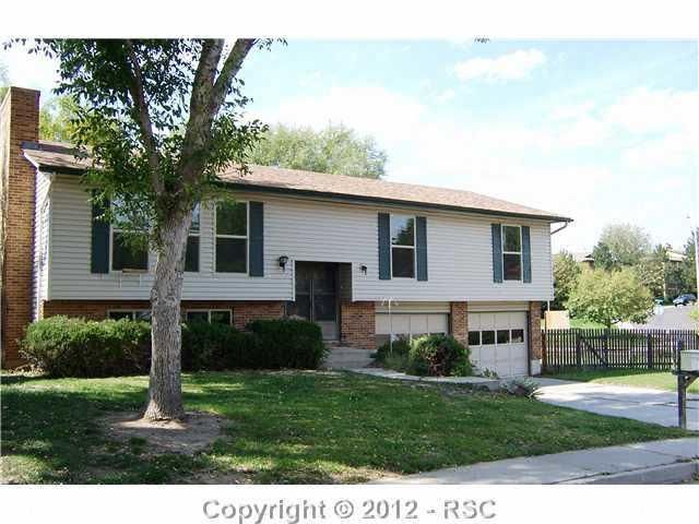 4301 Ridgeglen Dr, Colorado Springs, CO 80918