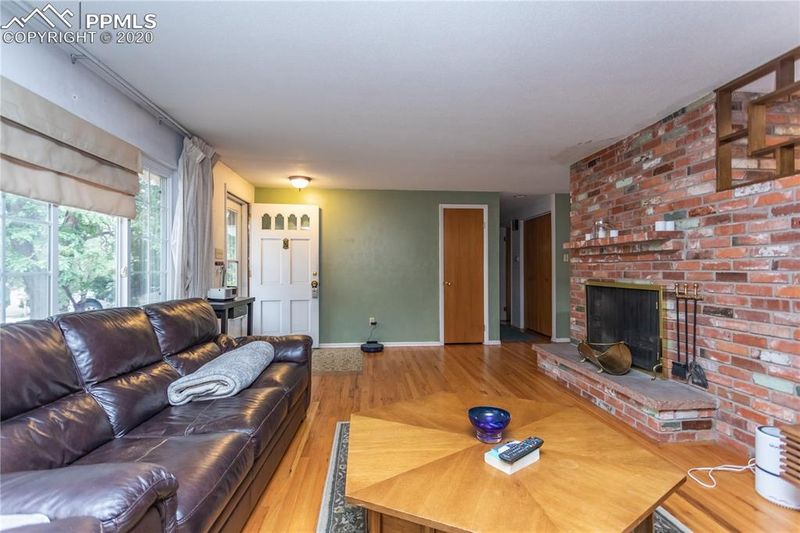4306 Edwinstowe Ave, Colorado Springs, CO 80907