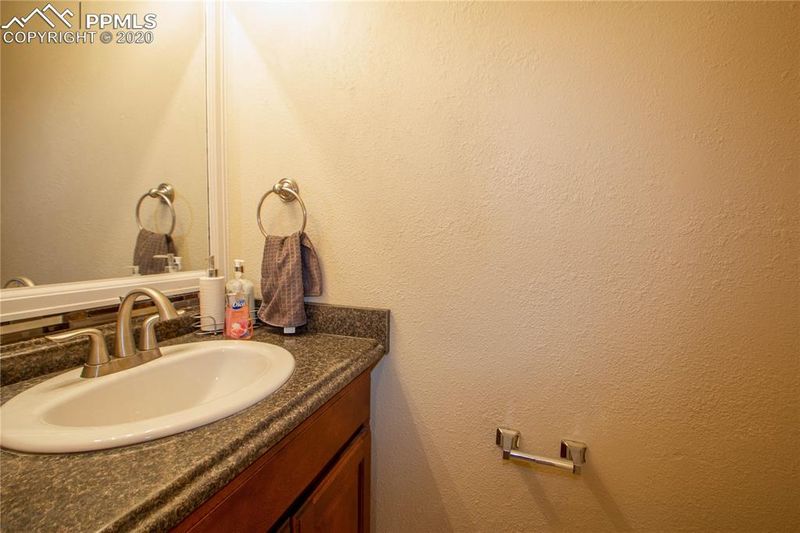 4309 Horizonpoint Dr, Colorado Springs, CO 80925