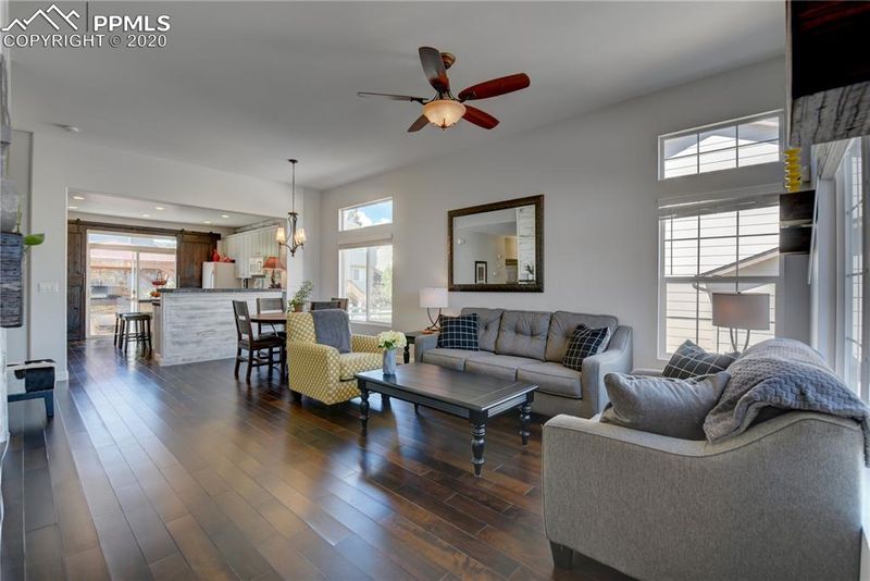 431 Oxbow Dr, Monument, CO 80132