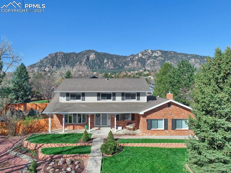 4310 Stonehaven Dr, Colorado Springs, CO 80906