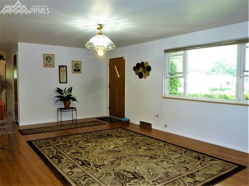 4315 Womack Dr, Colorado Springs, CO 80915