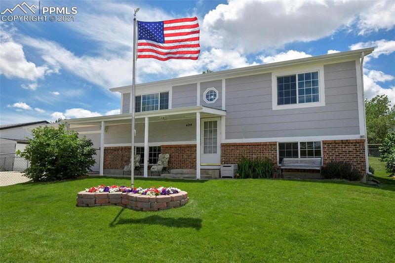 4319 S Millburn Dr, Colorado Springs, CO 80906