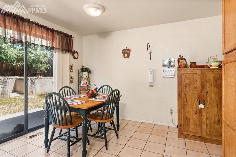 4320 Dooley Way, Colorado Springs, CO 80911
