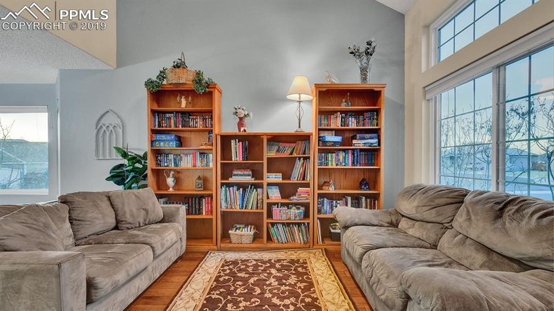4320 Hickory Hollow Dr, Colorado Springs, CO 80922