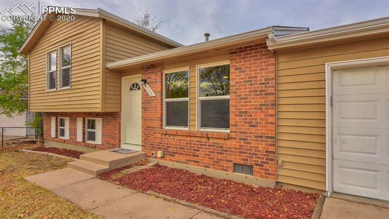 4320 N Wordsworth Cir, Colorado Springs, CO 80916