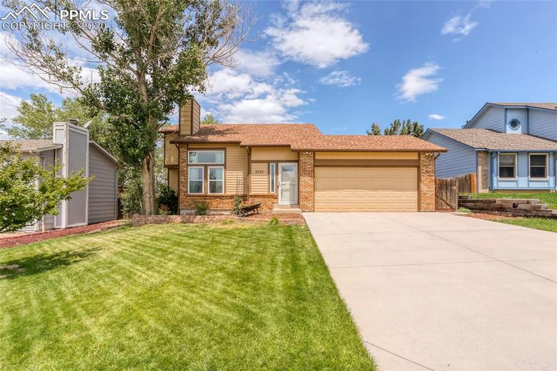 4325 Scotch Pine Dr, Colorado Springs, CO 80920