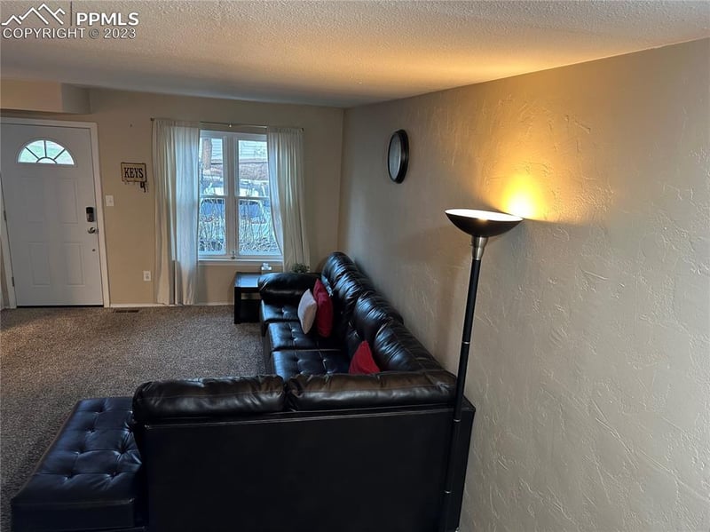 4326 Hawks Lookout Ln, Colorado Springs, CO 80916