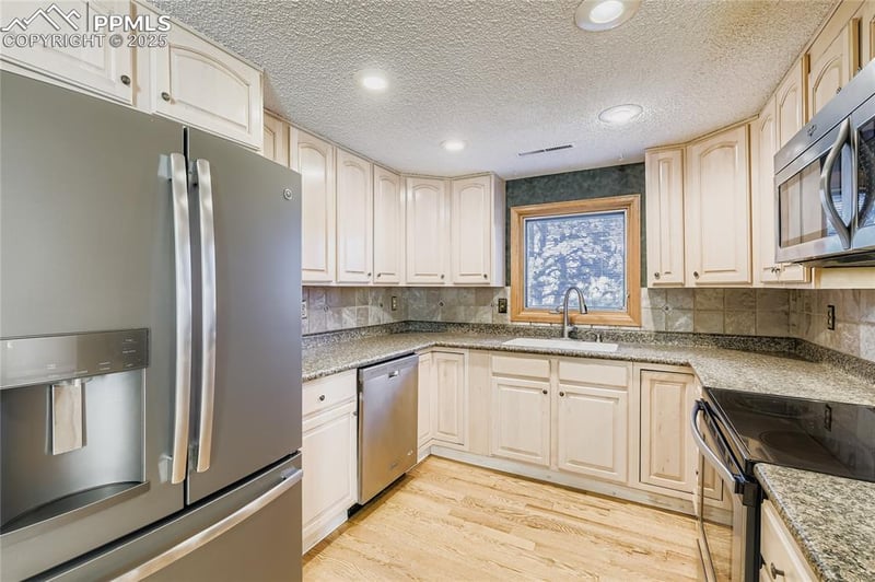 4326 Winding Cir, Colorado Springs, CO 80917