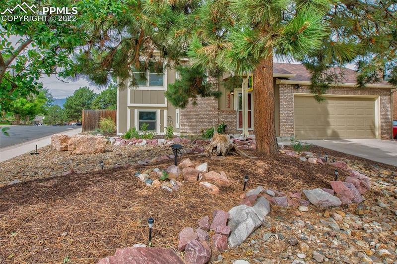 4332 Neal Ct, Colorado Springs, CO 80916