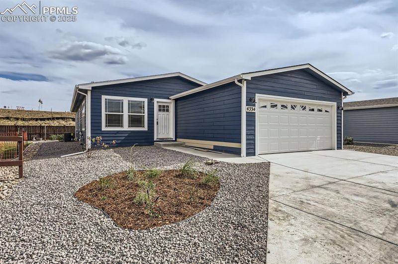 4334 Gray Fox Hts, Colorado Springs, CO 80922