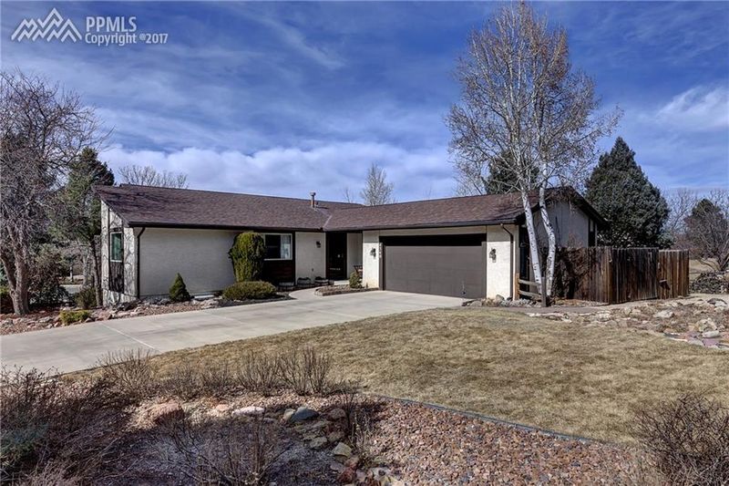 4340 N Whispering Cir, Colorado Springs, CO 80917