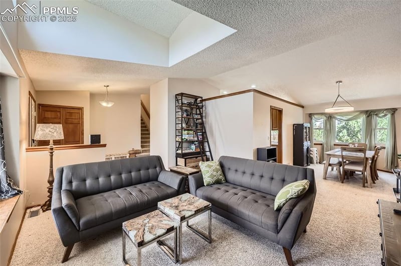 4340 Zurich Dr, Colorado Springs, CO 80920