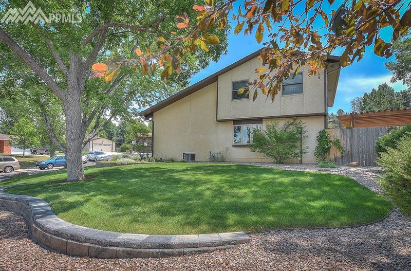 4341 Winding Cir, Colorado Springs, CO 80917