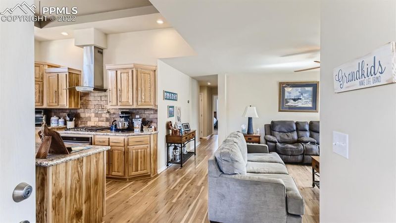 4348 Gray Fox Hts, Colorado Springs, CO 80922