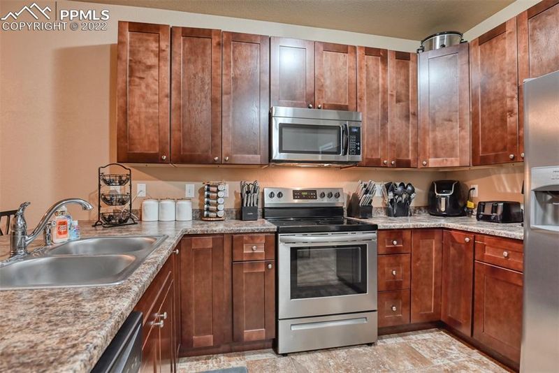 4348 River Line Grv, Colorado Springs, CO 80911