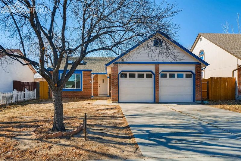 4355 Halstead Cir, Colorado Springs, CO 80916