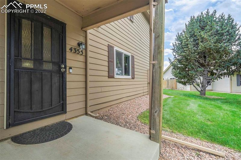 4355 Hunting Meadows Cir, Colorado Springs, CO 80916