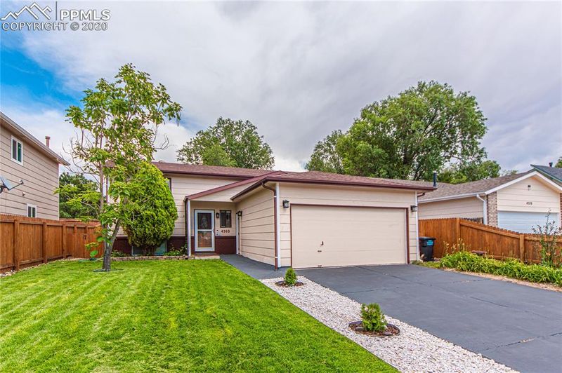 4360 Dooley Way, Colorado Springs, CO 80911