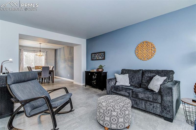 437 Oxbow Dr, Monument, CO 80132