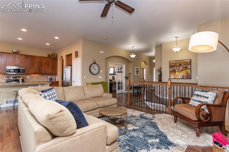 437 Whistler Creek Ct, Monument, CO 80132