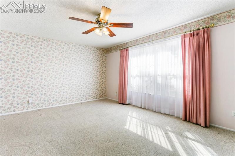 4376 Winding Cir, Colorado Springs, CO 80917