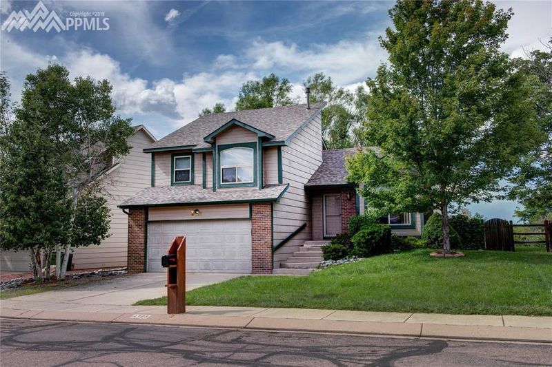 4385 Stonehaven Dr, Colorado Springs, CO 80906