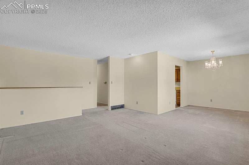 439 Cielo Vista St, Colorado Springs, CO 80911