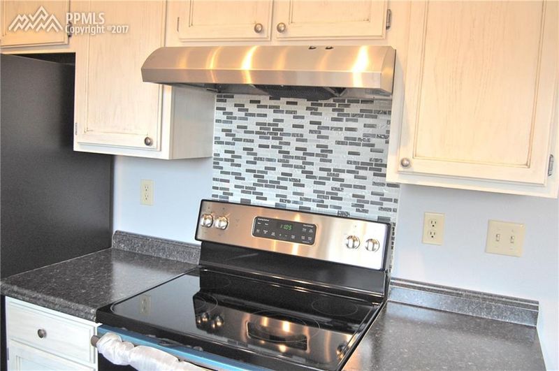 4390 Dooley Way, Colorado Springs, CO 80911