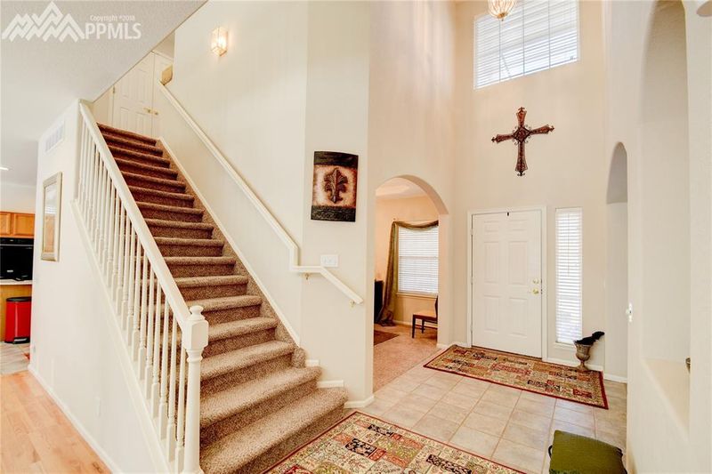 4394 Bobolink Dr, Castle Rock, CO 80109