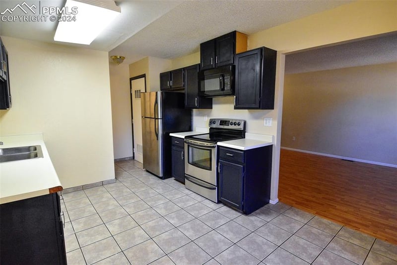 4396 Hawks Lookout Ln, Colorado Springs, CO 80916