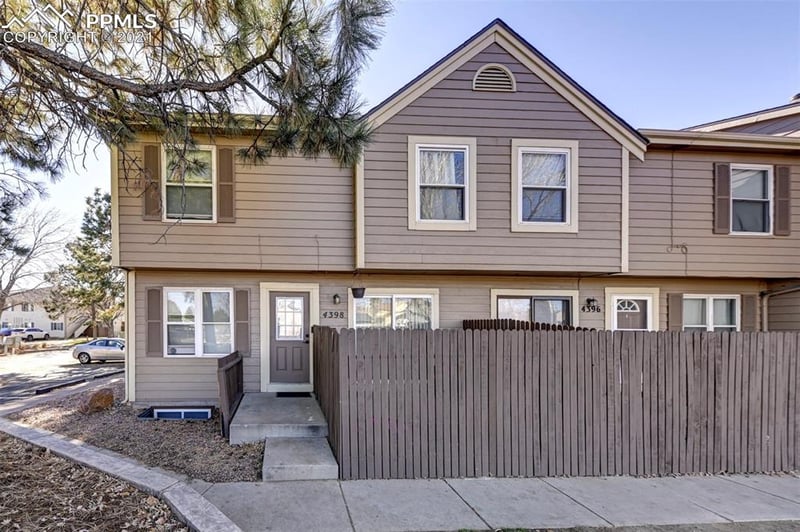 4398 Hawks Lookout Ln, Colorado Springs, CO 80916