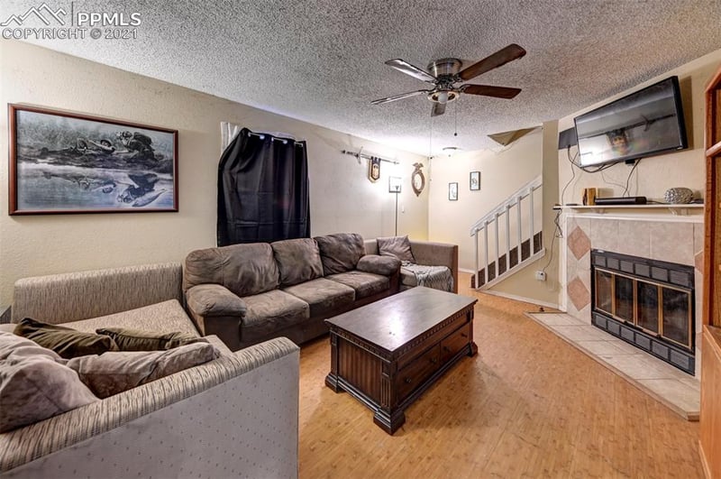 4398 Hawks Lookout Ln, Colorado Springs, CO 80916