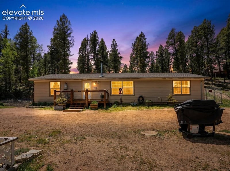 44 Silver Trl, Florissant, CO 80816