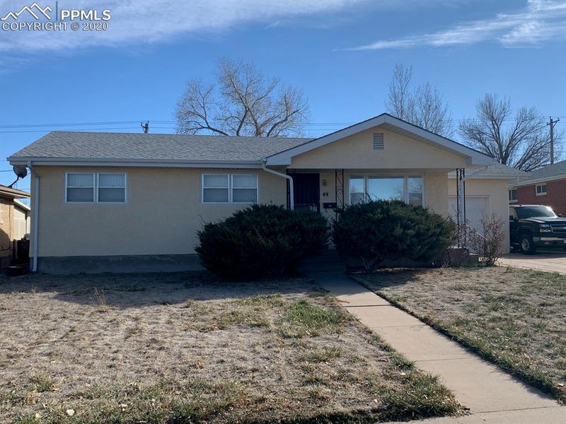 44 Stanford Ave, Pueblo, CO 81005