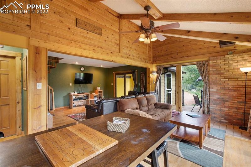 440 Beaver Pond Rd, Divide, CO 80814