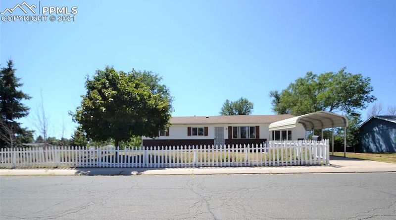 4402 Barkman Cir, Colorado Springs, CO 80916