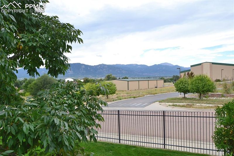 4402 Windmill Creek Way, Colorado Springs, CO 80911