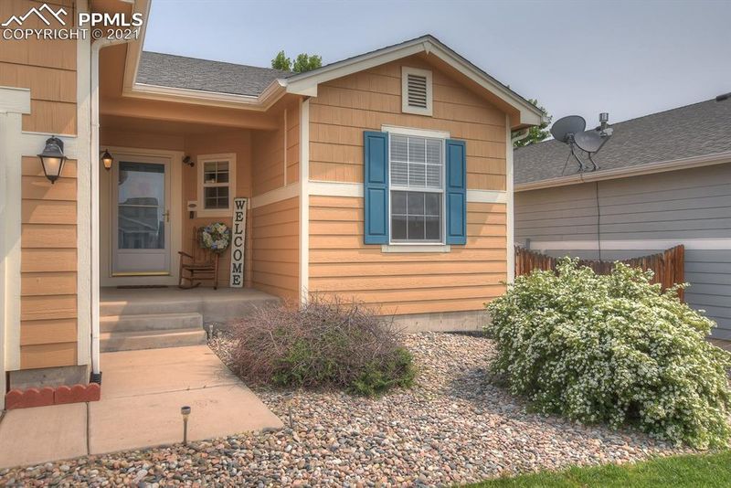 4405 Crow Creek Dr, Colorado Springs, CO 80922