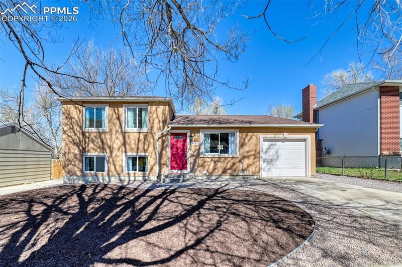 4408 Dewey Dr, Colorado Springs, CO 80916