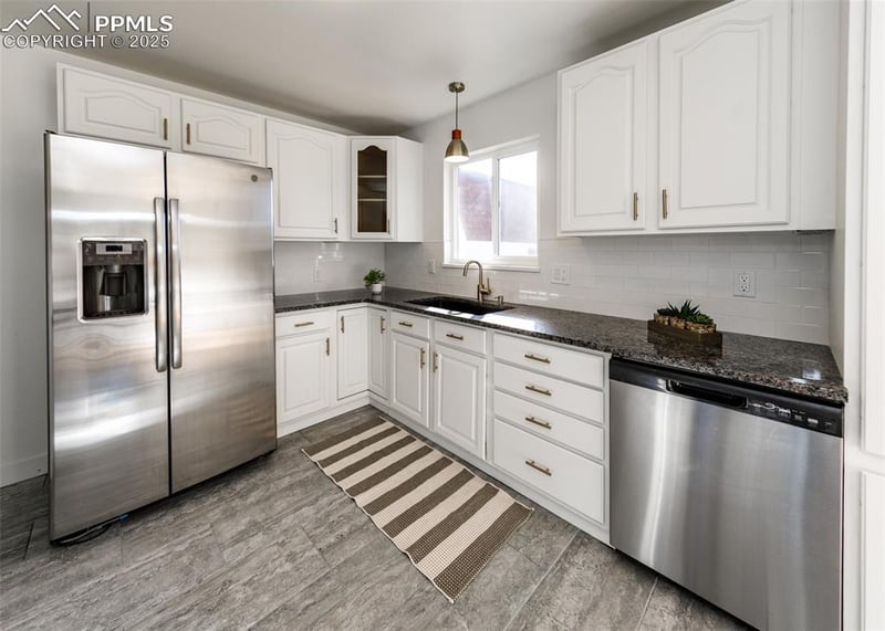 4410 Moonlight Dr, Colorado Springs, CO 80918