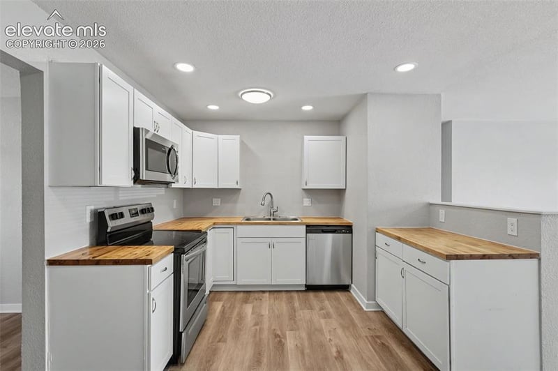 4416 Chamberlin Dr, Colorado Springs, CO 80906
