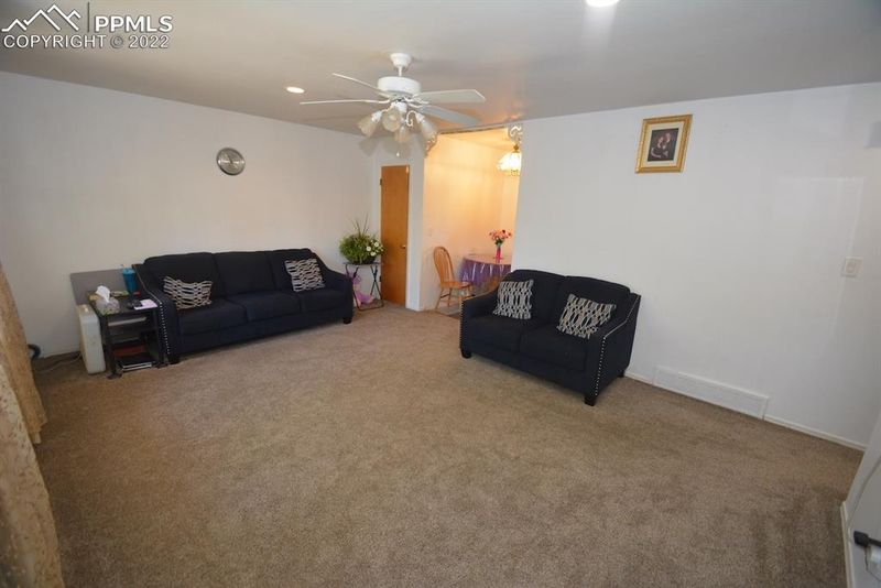 4418 N Chestnut St, Colorado Springs, CO 80907