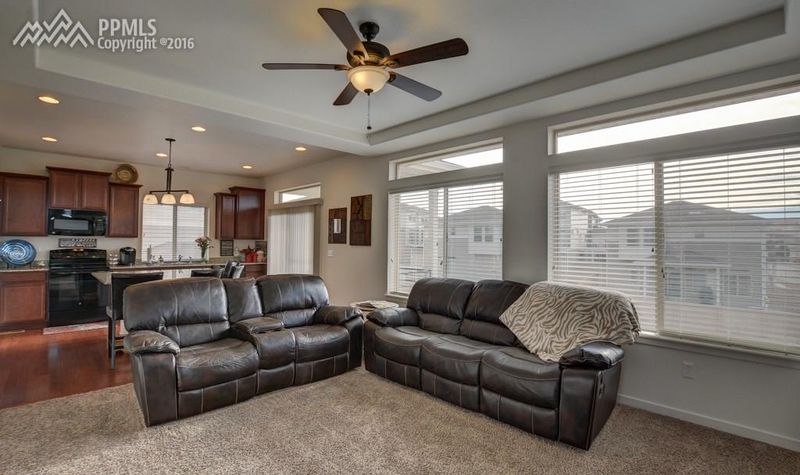 4418 Elegante St, Castle Rock, CO 80109