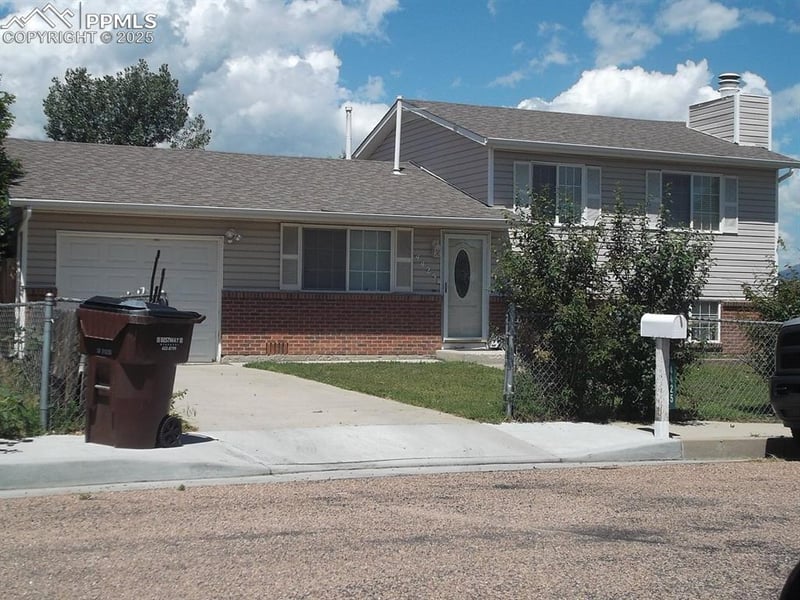 4425 Millburn Dr, Colorado Springs, CO 80906