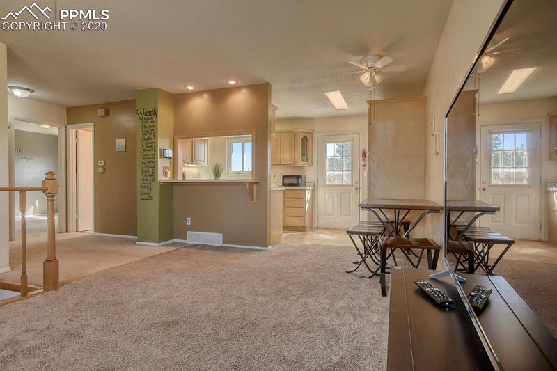 4426 Millburn Dr, Colorado Springs, CO 80906