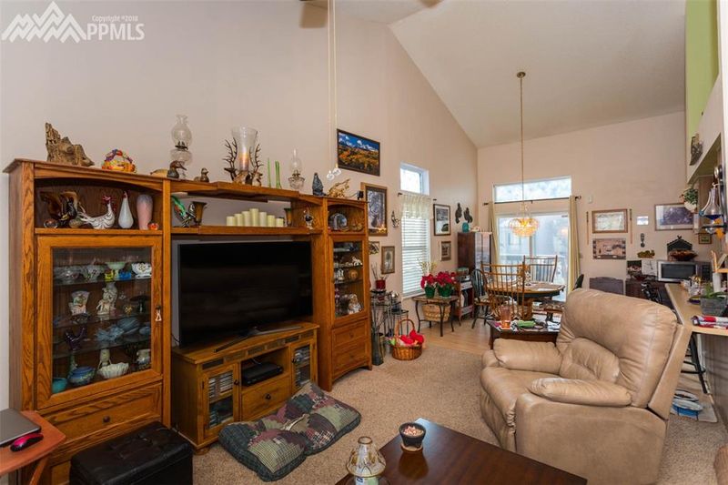 4428 Anvil Dr, Colorado Springs, CO 80925