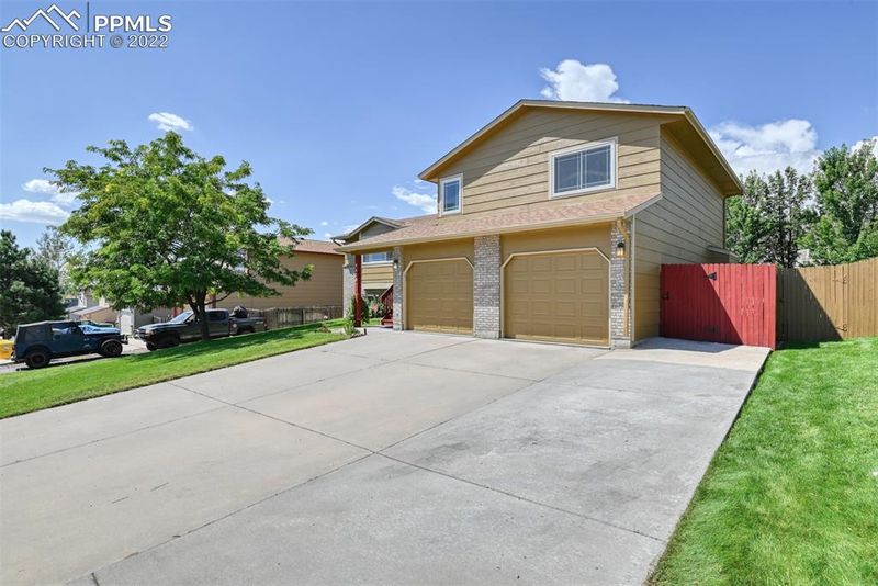 4428 Excursion Dr, Colorado Springs, CO 80911